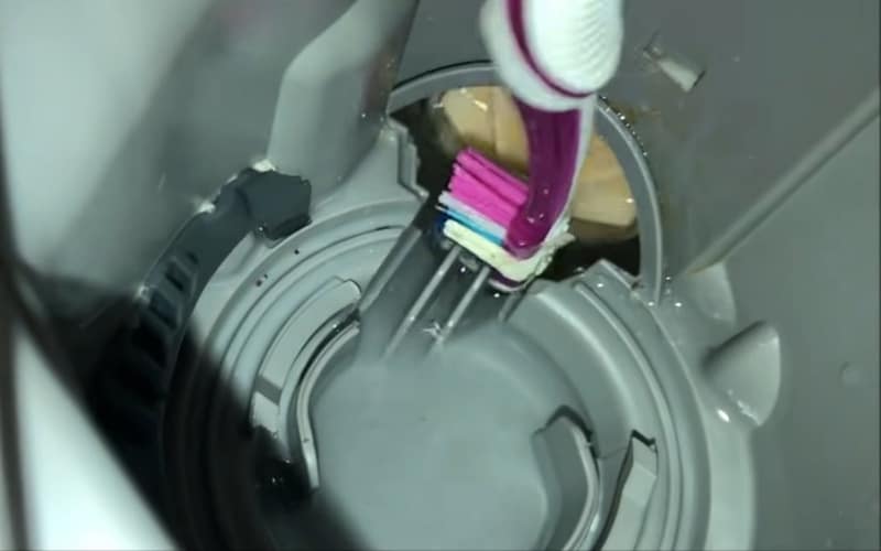 Common signs of a faulty dishwasher pump