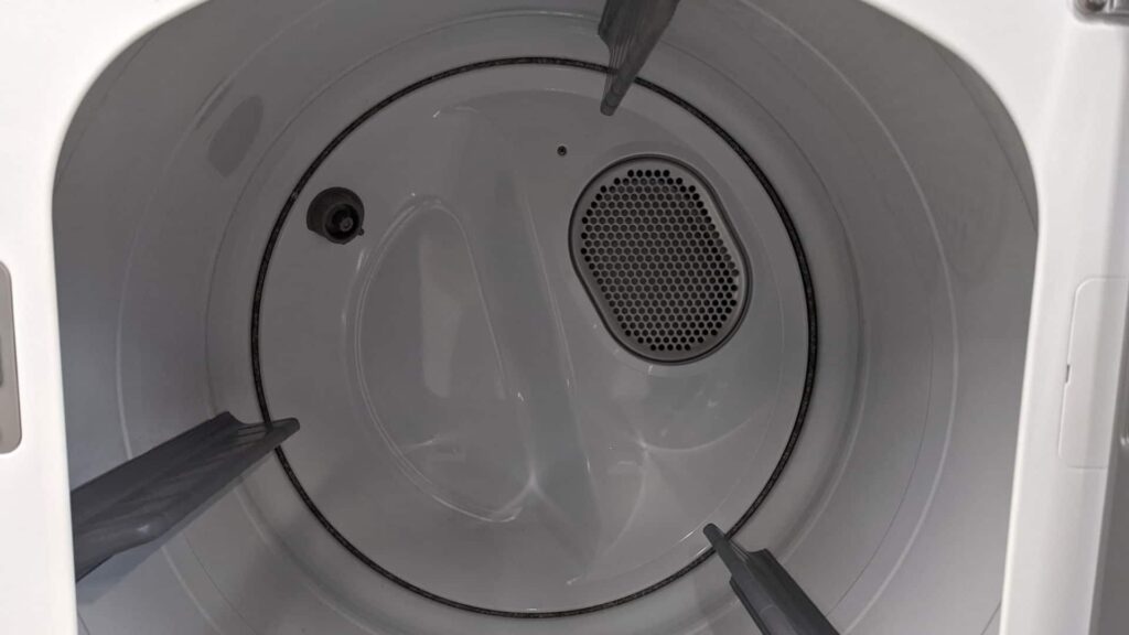 Common Signs of a Malfunctioning Clothes Dryer