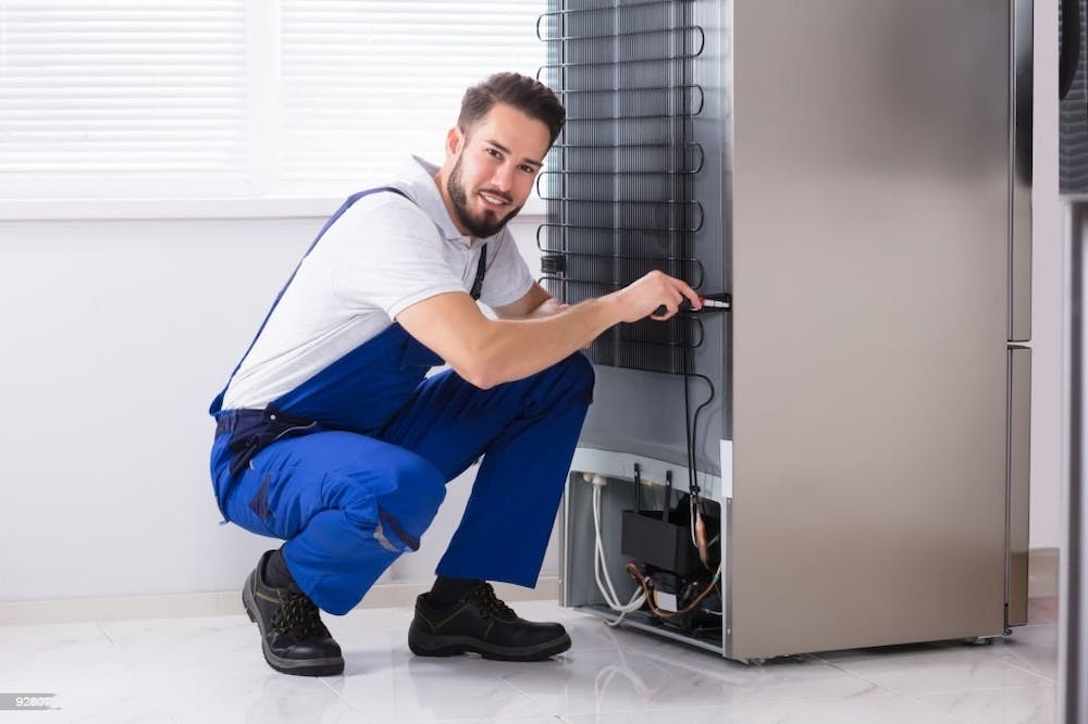 Common signs that your refrigerator needs repair