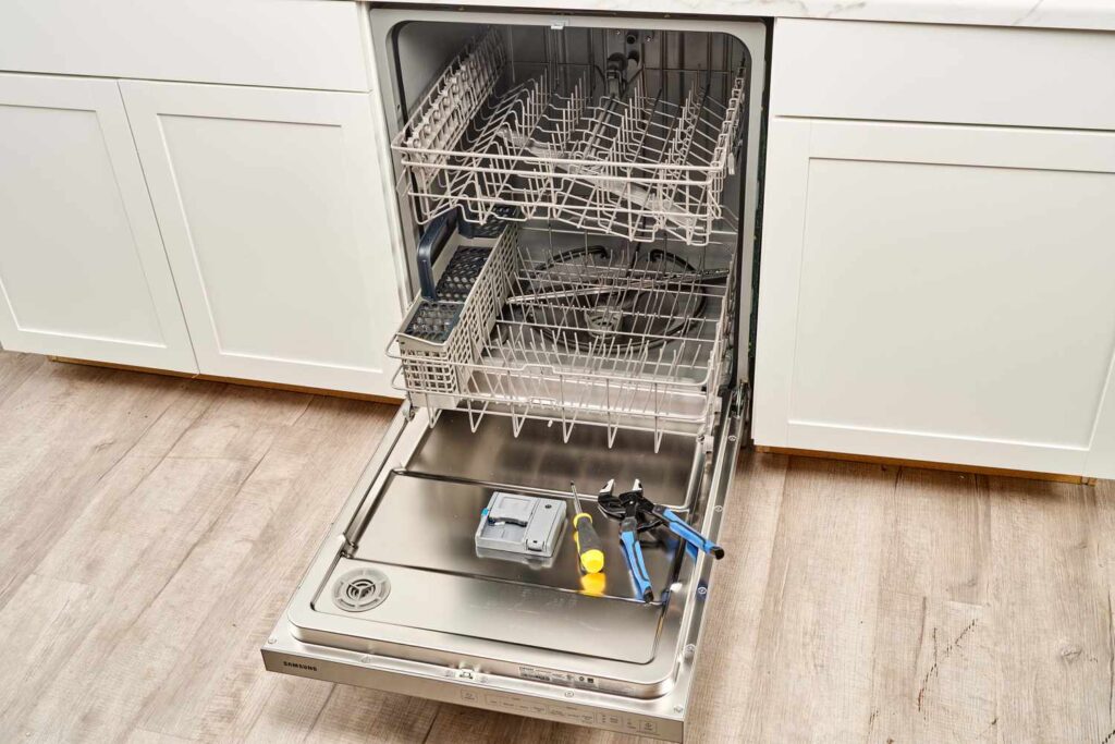 How to troubleshoot a malfunctioning dishwasher