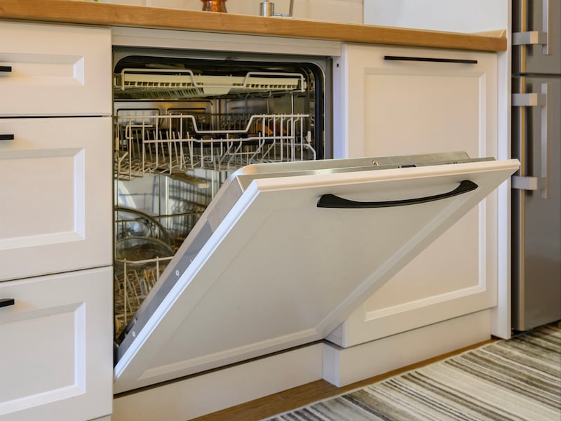 Tips for Choosing the Perfect Dishwasher for a Small Kitchen