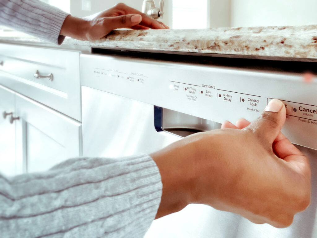 Tips for selecting the ideal dishwasher for fast cycles