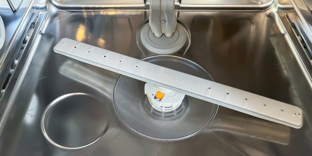 troubleshooting-common-dishwasher-filter-and-trap-problems-best-in-home-appliances