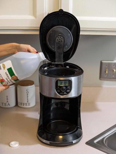 Can I Use Vinegar To Descale My Coffee Maker?