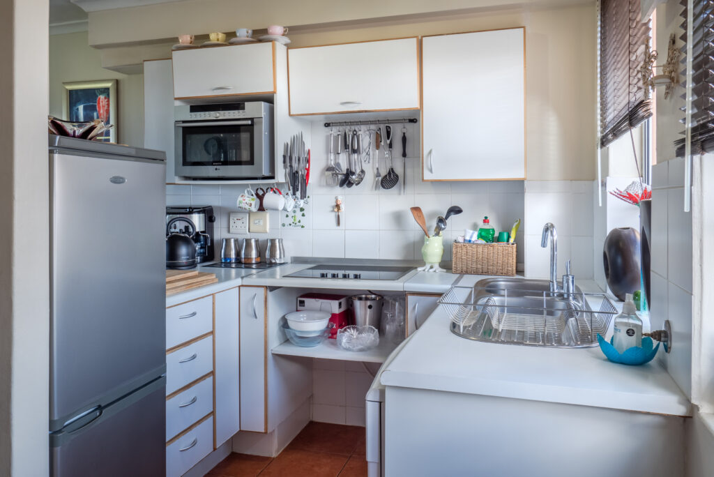 How Do I Troubleshoot A Refrigerator Ice Dispenser Thats Not Working?